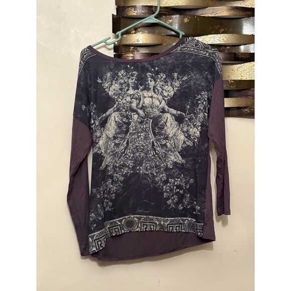 Style Tops - B’leev Small Y2K Style Angels Gothic 3/4 Sleeve Women’s Shirt